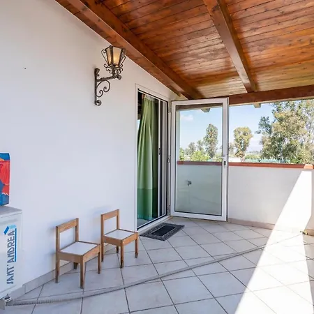 Gorgeous In With Kitchen Holiday home